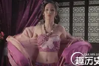 三色幻想：戒指的女王